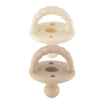 Dirt and Comfort: Sweetie Soother™ Orthodontic Silicone Pacifier for Babies 6 to 18 Months