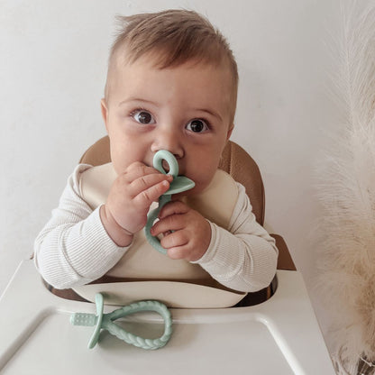 Itzy Pre-Meal Teething Ring Set for Optimal Relaxation and Soothing