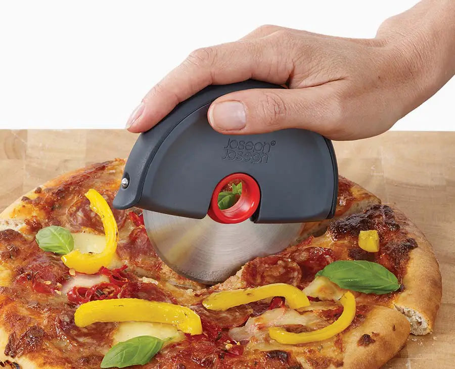 Couteau à Pizza Facile à Nettoyer Gris - Coupe-Précision et Pratique