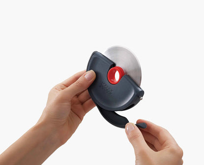 Couteau à Pizza Facile à Nettoyer Gris - Coupe-Précision et Pratique