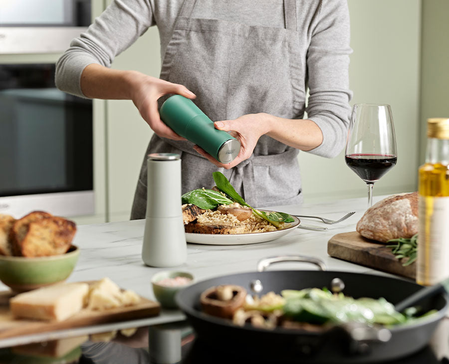 Milltop™ Green Salt & Pepper Grinder Set - Elegant Editions