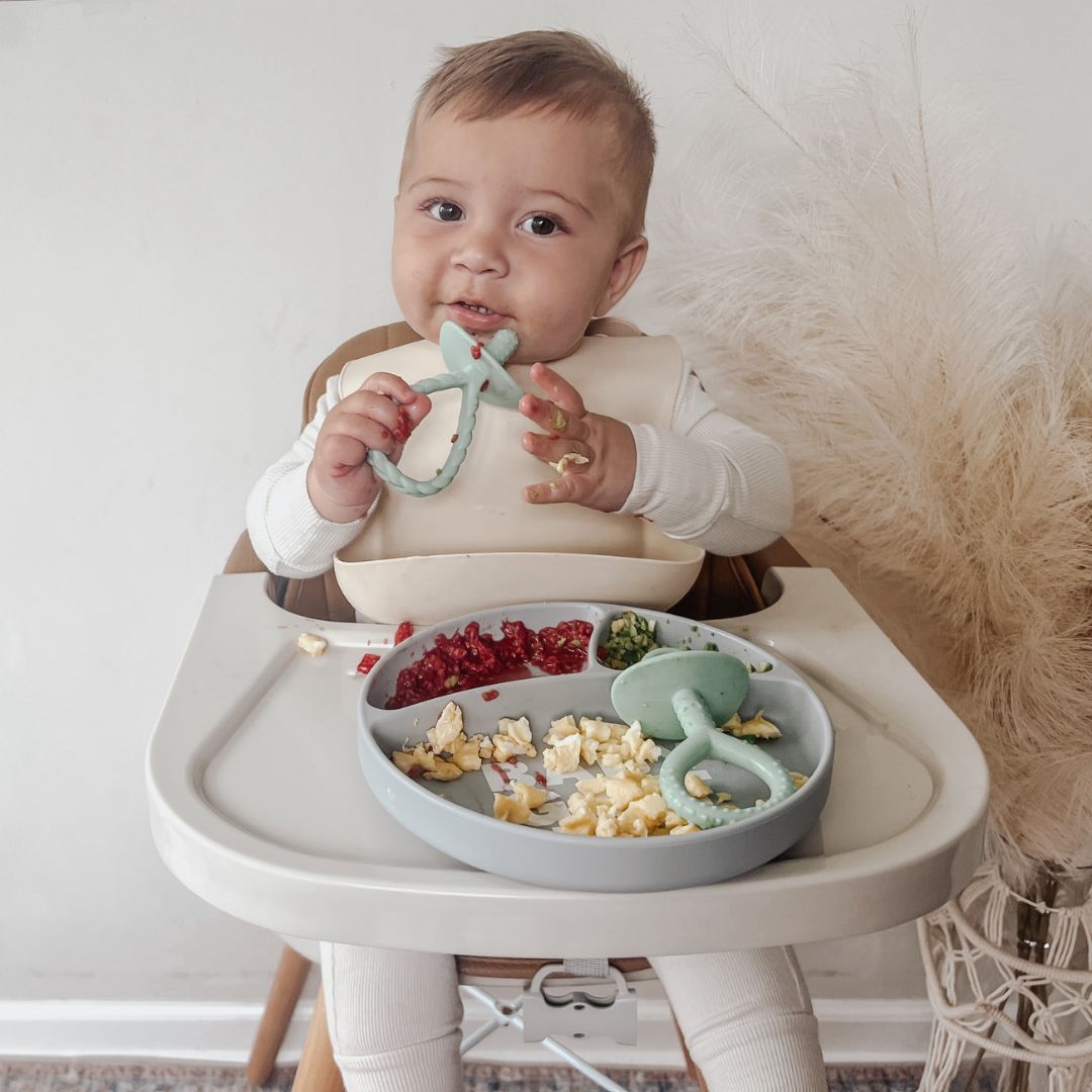 Itzy Pre-Meal Teething Ring Set for Optimal Relaxation and Soothing