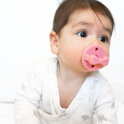 Dirt and Comfort: Sweetie Soother™ Orthodontic Silicone Pacifier for Babies 6 to 18 Months