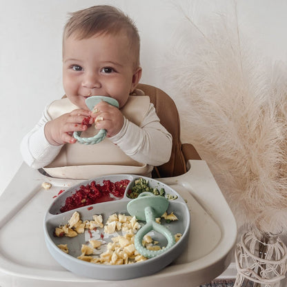 Itzy Pre-Meal Teething Ring Set for Optimal Relaxation and Soothing