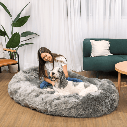 PupCloud™ Großer Plüsch-Schaumstoff-Hundebett in Anthrazitgrau Komfort und Stil vereint