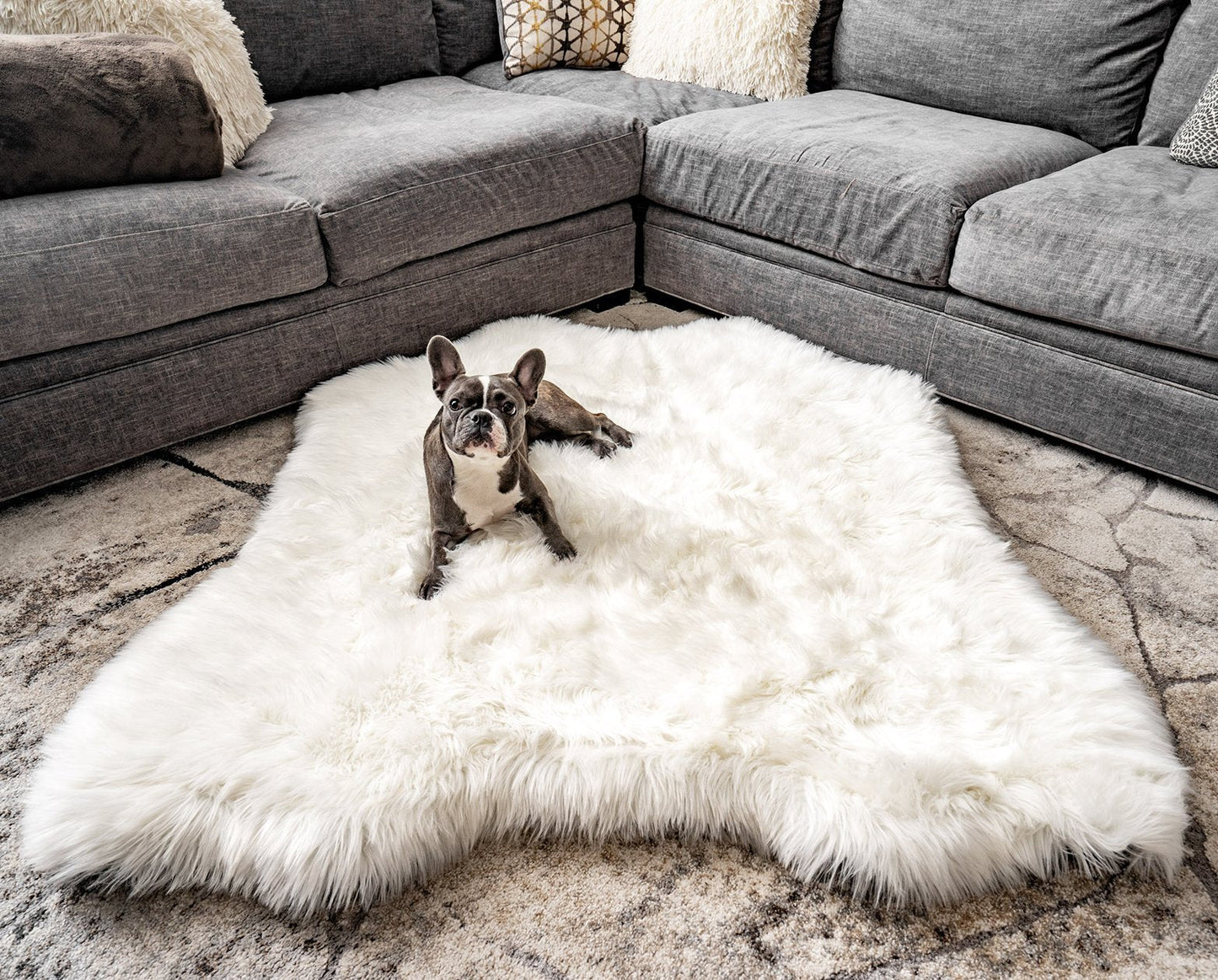 PupRug® Tierische Muster Memory-Schaum Hundebett - Polar Bear Faux Hide Für Ultimalen Komfort
