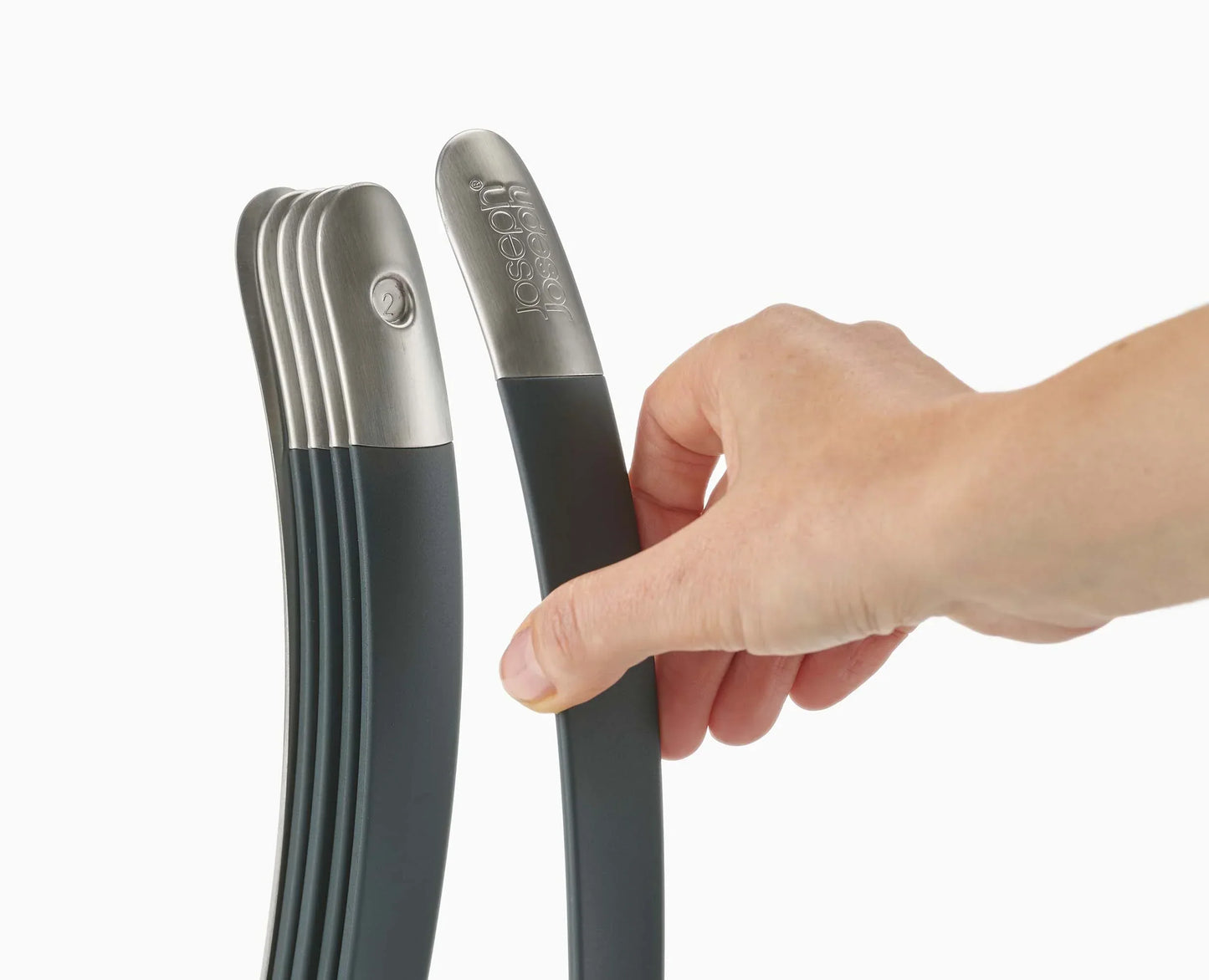 Set di utensili in acciaio inossidabile Nest™ per una cucina elegante e funzionale