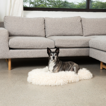 PupRug® Luxe Faux Fur Orthopedic Hundebett – Weiches Schafsvlies in Elfenbeinoptik
