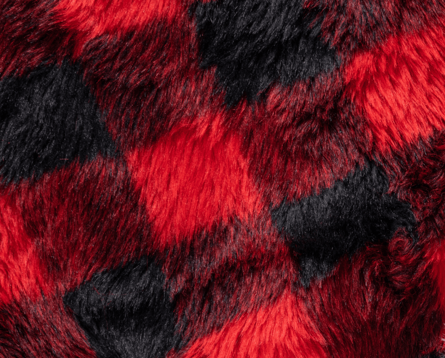 PupRug® Komfortabler Hundebett-Bezug aus Faux-Fell – Elegantes Kurven-Design in Rot & Schwarz Karomuster (Bett nicht im Lieferumfang enthalten)